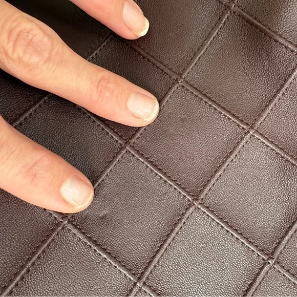 Tory Burch large Flemming hobo plum gold purse quilted EUC - Picture 14 of 14